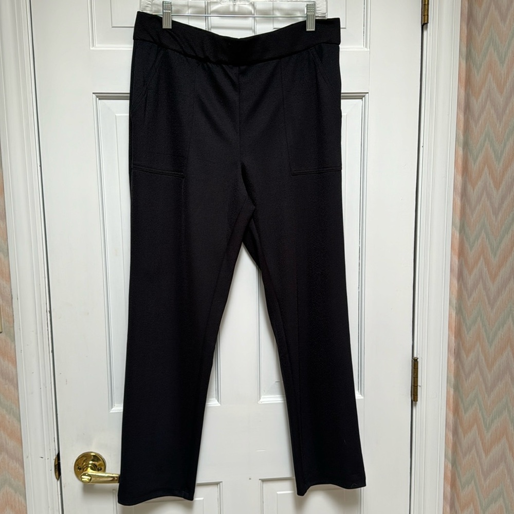 Isaac Mizrahi Crepe Knit Straight Leg Pant - Petite Medium